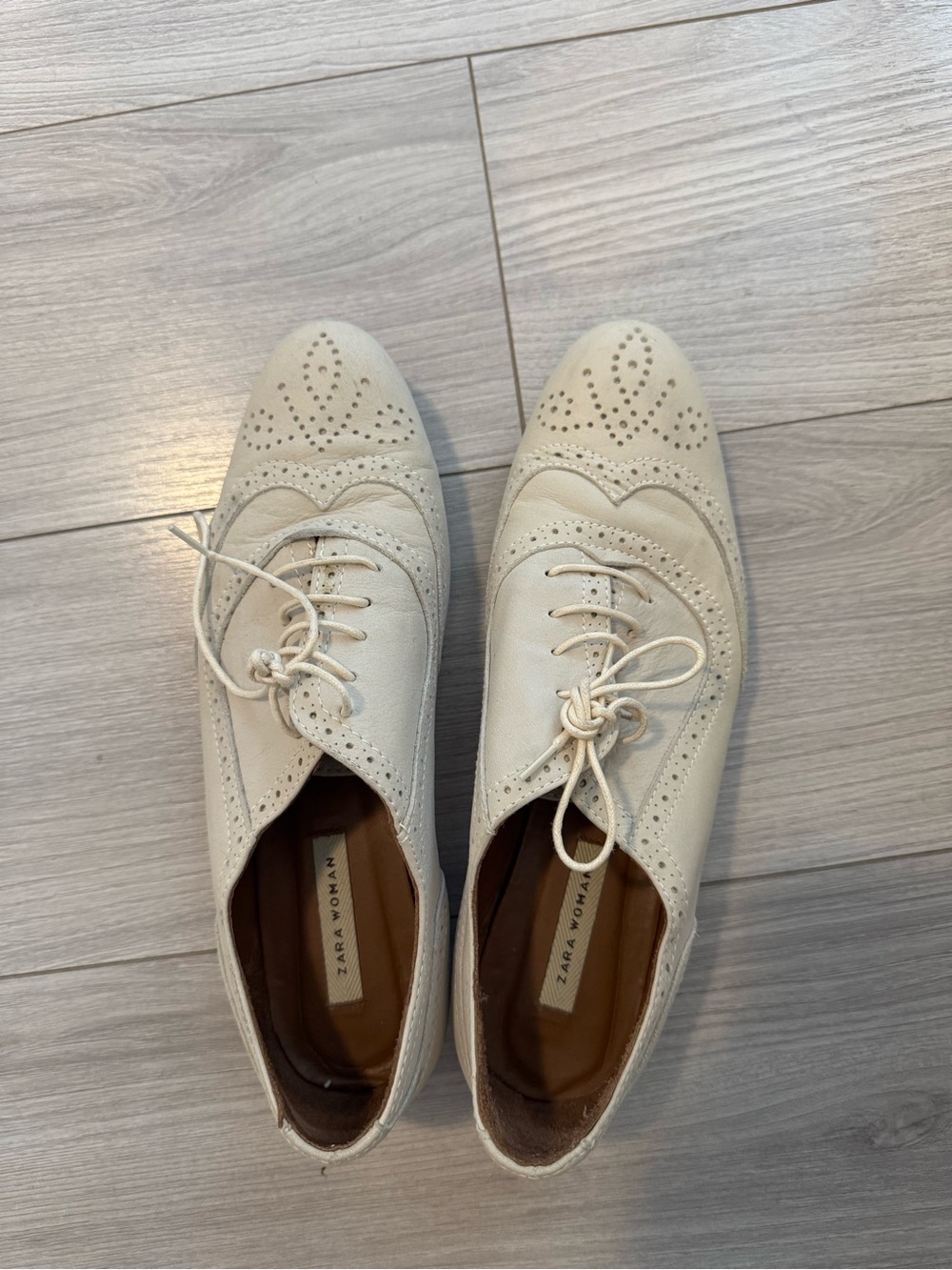 Zara Off-White Brogue Lace-Up Oxfords